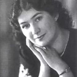 Marie Podvalová