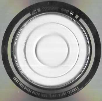 CD 17 Hippies: Sirba