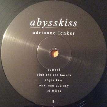 LP Adrianne Lenker: Abysskiss 153304