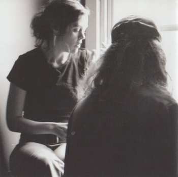 CD Amelia Curran: War Brides