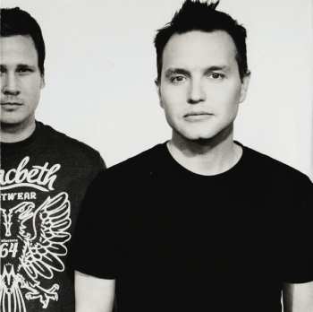 CD Blink-182: Neighborhoods DLX