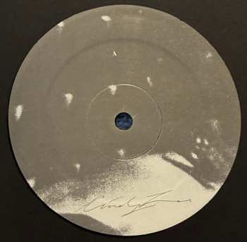 LP Cindy Lee: Malenkost