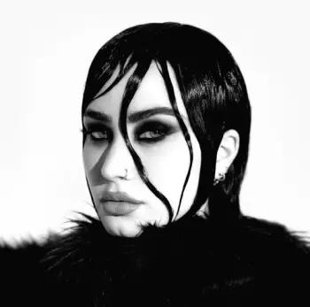 Demi Lovato: Revamped