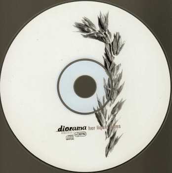 CD Diorama: Her Liquid Arms 402525