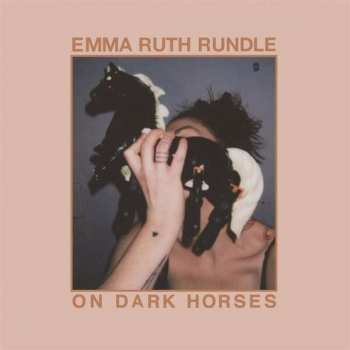 Album Emma Ruth Rundle: On Dark Horses