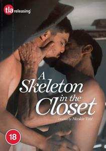 Album Feature Film: The Skeleton In The Closet