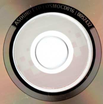 CD Freyja: One Bathroom