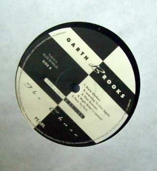 LP Garth Brooks: The Chase