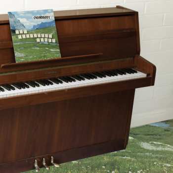 Album Grandaddy: The Sophtware Slump .​.​.​.​. On A Wooden Piano