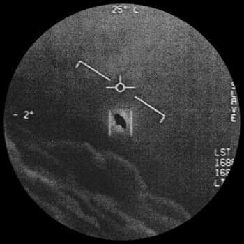 Album Hugo Massien: Advanced Aerial Threat 