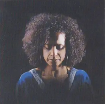 Izzy Gordon: Negro Azul da Noite