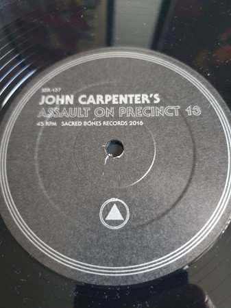 LP John Carpenter: Assault On Precinct 13 409448