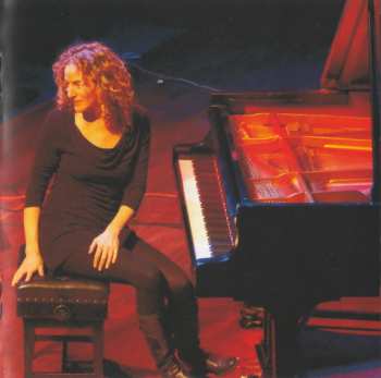 CD/DVD Julie Sassoon: Land Of Shadows 257685