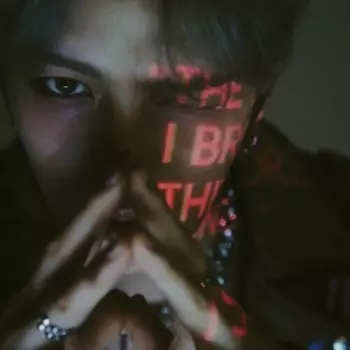 김재중: Beauty in Chaos