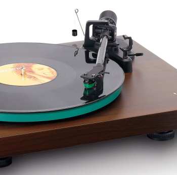 Audiotechnika Lenco LBT-225 + AT-VM95E