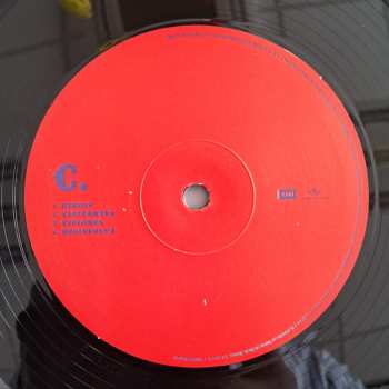 LP León Larregui: Metrópolis: En Vivo - Live