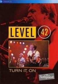Album Level 42: Turn It On