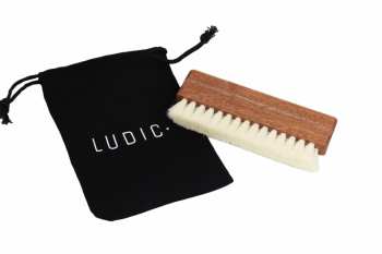 Audiotechnika : Ludic - Dřevěný kartáč Vinyl Goat
