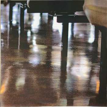 2LP L'usine: The Waiting Room