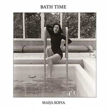 Maija Sofia: Bath Time