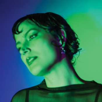 Album Maura Weaver: Strange