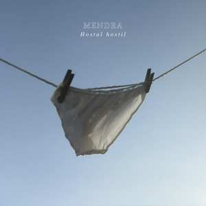 Album Mendra: Hostal Hostil