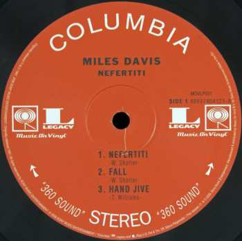 LP Miles Davis: Nefertiti 24842