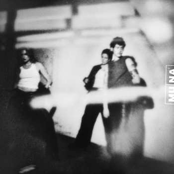 CD Muna: Dancing On The Wall