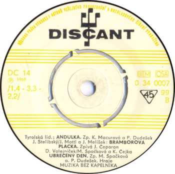 SP Muzika Bez Kapelníka: 6 Mužů V Buřince