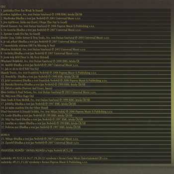 2CD Nedvědi: 44 Slavných Písniček ...A Ještě Něco Navíc