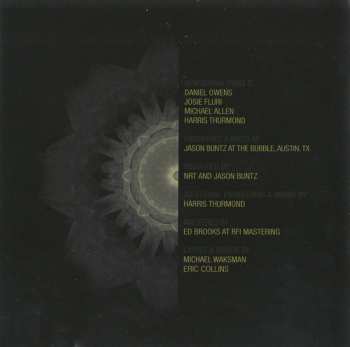 CD New Roman Times: On The Sleeve