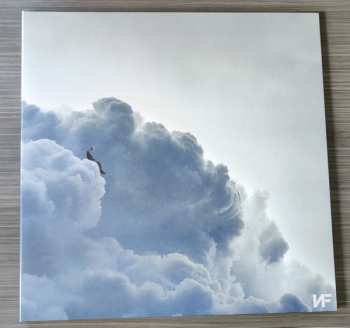 LP NF: Clouds (The Mixtape) 375851