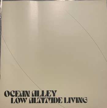 2LP Ocean Alley: Low Altitude Living LTD | CLR 393879