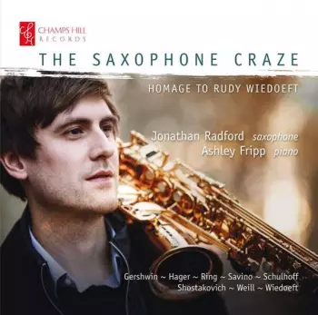 Musik Für Saxophon & Klavier  "the Saxophone Craze"