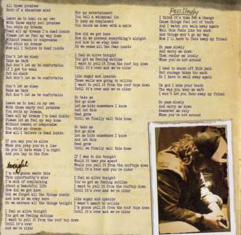 CD Seether: Holding Onto Strings Better Left To Fray