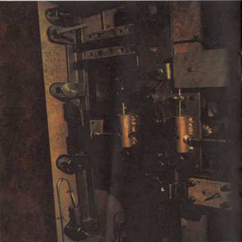 CD Seether: Holding Onto Strings Better Left To Fray