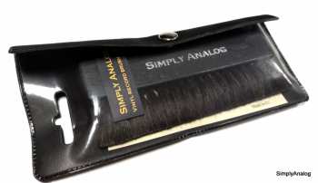 Audiotechnika Simply Analog  - Anti-static Wooden Brush Cleaner S/1 Black