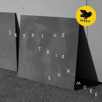 Album SkyDive Trio: Sun Moee