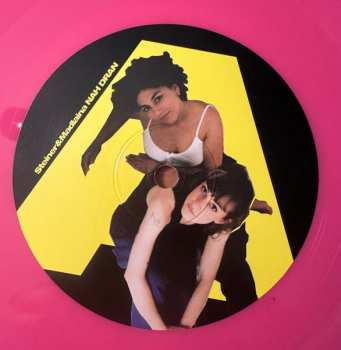 LP Steiner & Madlaina: Nah Dran CLR | LTD