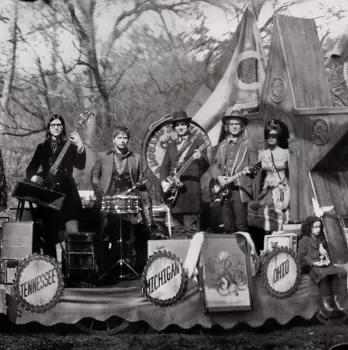 The Raconteurs: Consolers Of The Lonely