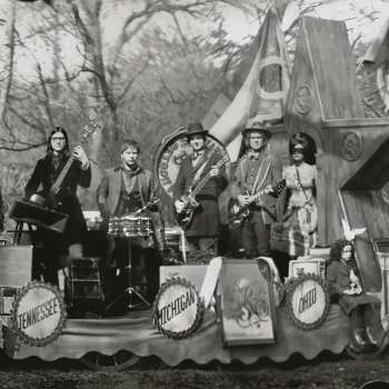 CD The Raconteurs: Consolers Of The Lonely 97540
