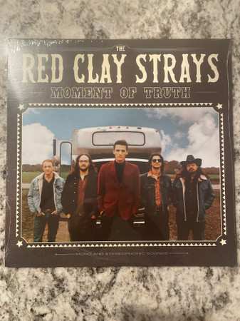 Album The Red Clay Strays: Moment Of Truth
