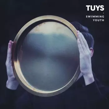 Tuys: Swimming Youth