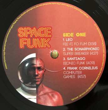 2LP Various: Space Funk (Afro Futurist Electro Funk In Space 1976-84) 78458