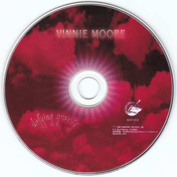 CD Vinnie Moore: Defying Gravity 9295
