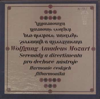 Album Wolfgang Amadeus Mozart: Serenády A Divertimenta Pro Dechové Nástroje