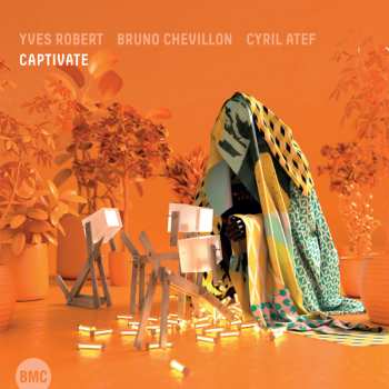 Album Yves Robert Trio: Captivate